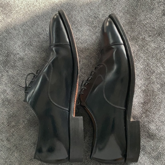 Johnston & Murphy Classic Dress Cap Toe Oxford - Picture 5 of 12